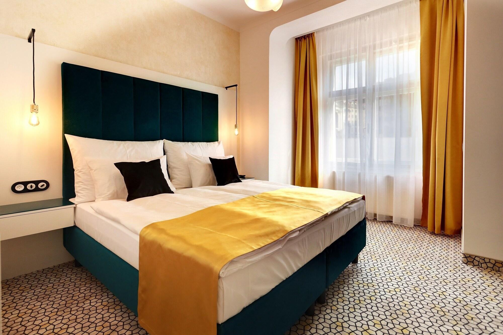 Art Deco Wolker By Astoria Hotel & Medical Spa Karlovy Vary Exterior photo